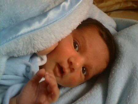 O recém-nascido, de 22 dias, foi levado da mãe de dentro do Tivoli Shopping. Foto: Araçatuba News 