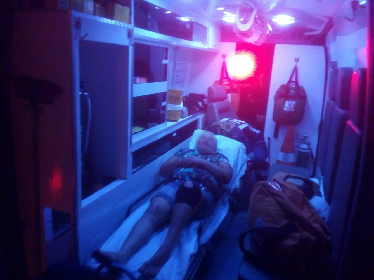 A mulher de 52 anos, apanhou do companheiro de 21 depois de uma discussão. 