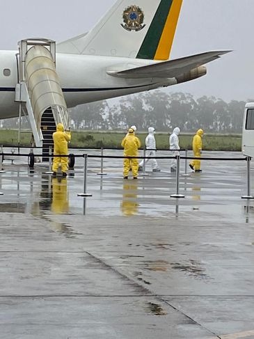 Brasileiros resgatados na China chegam à Base Aérea de Anápolis (GO) - Maristella Marszalek/Ministério da Defesa