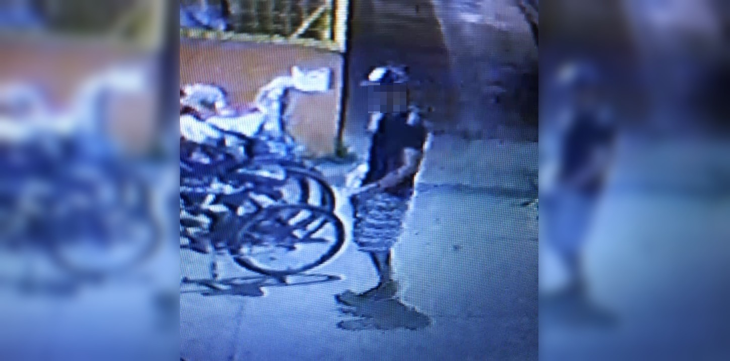 Flagrante de furto de bicicleta em um supermercado em Três Lagoas. Foto: Arquivo pessoal/Facebook