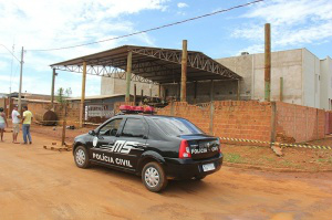 Mesmo atingido, João Bosco foi até um estabelecimento comercial, onde caiu e morreu.(Foto: Jovem Sul News)
