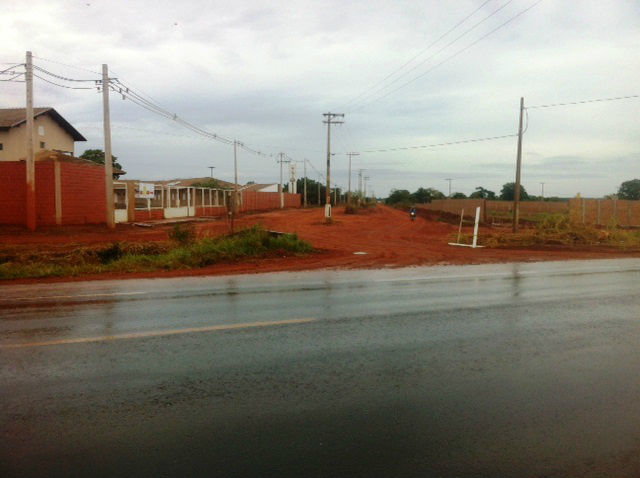 O residencial está ao lado da BR-262, na saída para Campo Grande