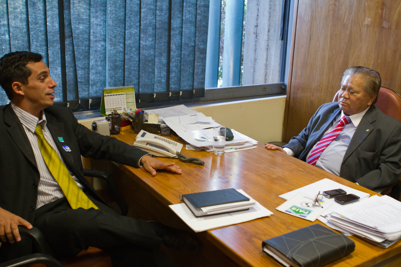 Reunião de entre Prefeito Neilo Cunha e Deputado Akira OtsuboFoto:Divulgação