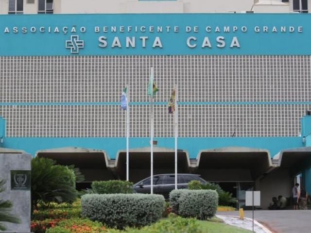 Paciente deu entrada ontem na Santa Casa e morreu logo depois (Foto: Marcos Maluf)