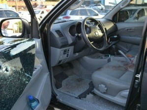 O empresário morreu no local do crime. A mulher dele também foi atingida. Ela foi socorrida e levada para o hospital. (Foto: Tião Prado /Pontaporainforma)