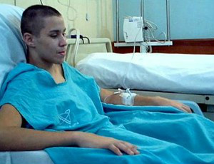 Gabriel Diniz no Hospital em Vila Velha Foto: Divulgação