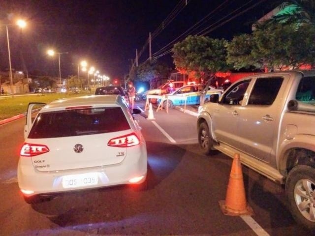 Blitz realizada no ano passado por equipes do Batalhão de Polícia Militar de Trânsito na região Central (Foto: divulgação/PM)
