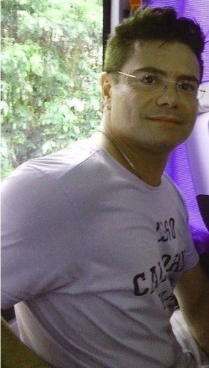 Professor foi encontrado morto em sua casa (Foto: Redes Sociais)