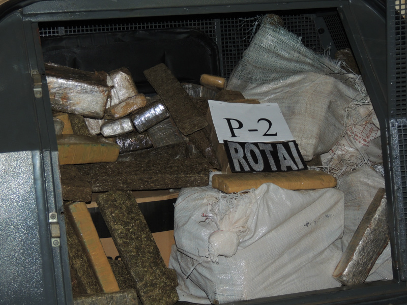 Droga apreendida 200 tabletes de maconha.Foto:Rádio Caçula