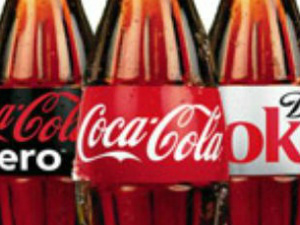 coca-Cola terá de indenizar em R$ 14.480 uma consumidora que encontrou fungos dentro de uma garrafa do refrigeranteFoto: Divulgação