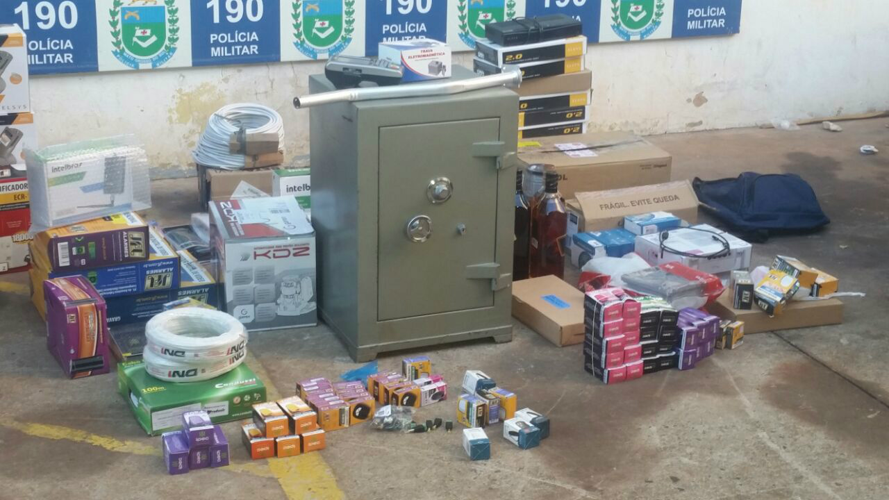 De acordo com o dono, o prejuízo poderia chegar a aproximadamente R$ 100 mil.