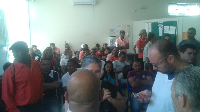 Imagem registrada no interior da Casa do Trabalhador na manhã desta quinta-feira