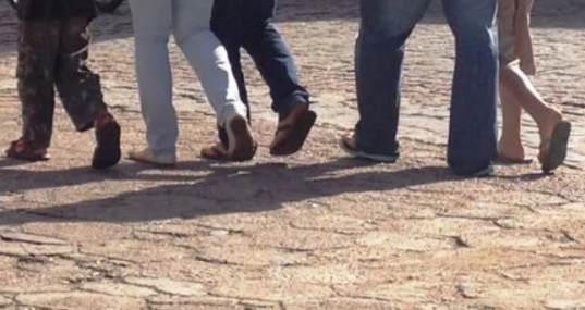 Crianças tiveram atendimento psicológico após suspeita de envenenamento pela mãe (Foto: Eduardo Cristófoli/RBS TV)