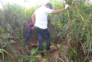 Corpo estava em avançado estado de decomposição (Foto: Olimar Gamarra/Rio Brilhante News)