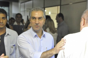 Reinaldo dá posse ao novo comandante da Agepen, Bombeiros e conversa com lideranças indígenas (Foto: Marcelo Calazans)