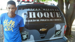 Anderson foi preso no final desta madrugada, pelo Choque. (Foto: Renan Nucci)