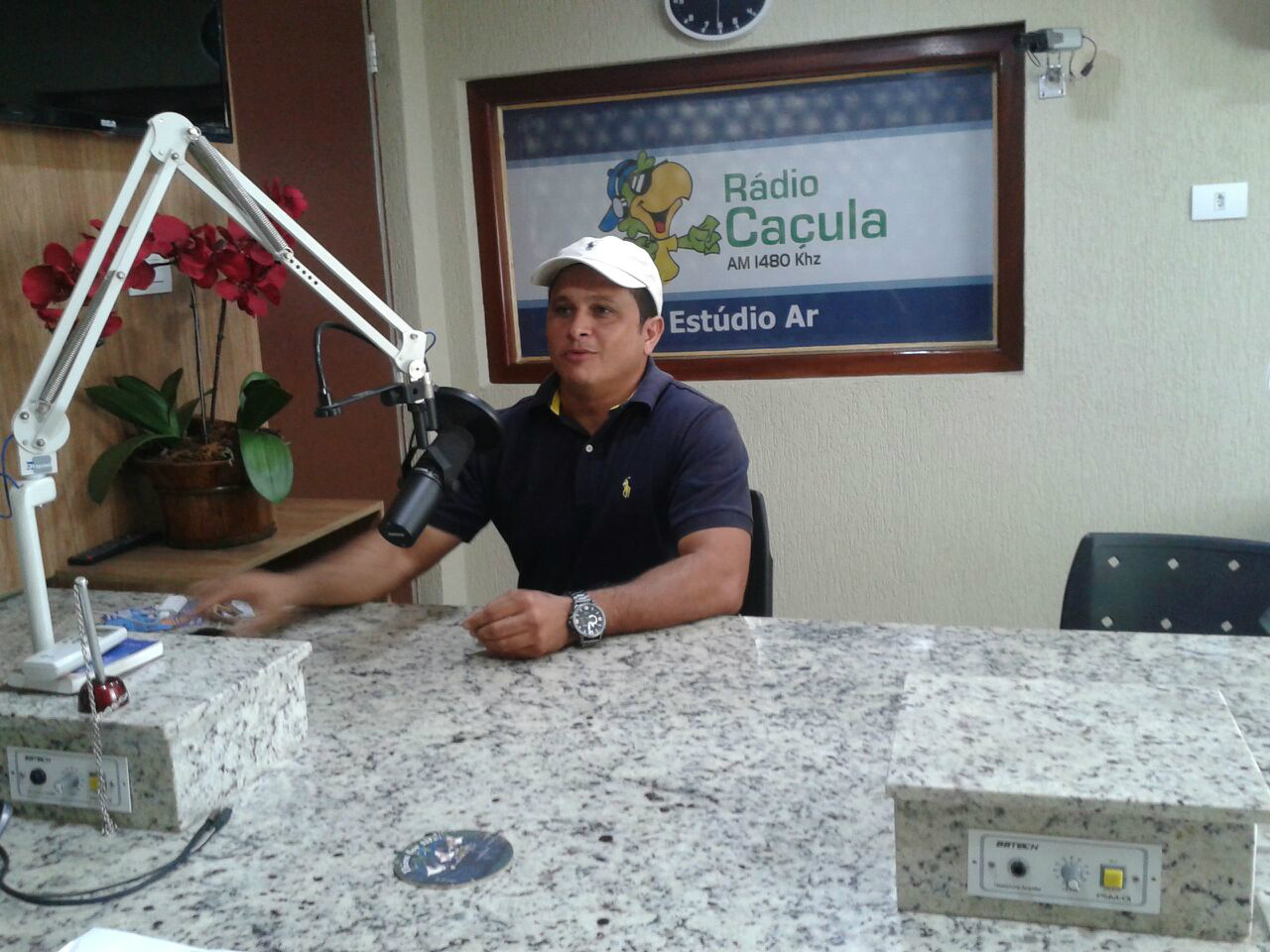 Vereador Silverado do PSDB, falou sobre o passeio ciclístico que ocorre no dia 01 de maio em Três Lagoas.  Foto: Rádio Caçula. 