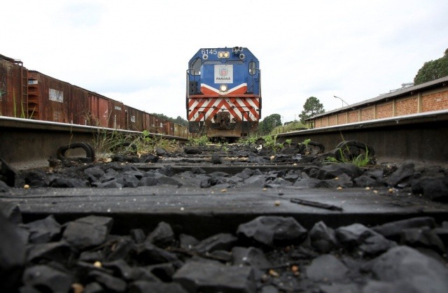 Ferroeste terá braço ligando Cascavel (PR) até Maracaju e estudo começa em abril. (Governo do PR)
