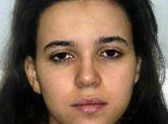 Hayat Boumeddiene é procurada pela polícia francesa (Reuters/Prefecture de Paris)