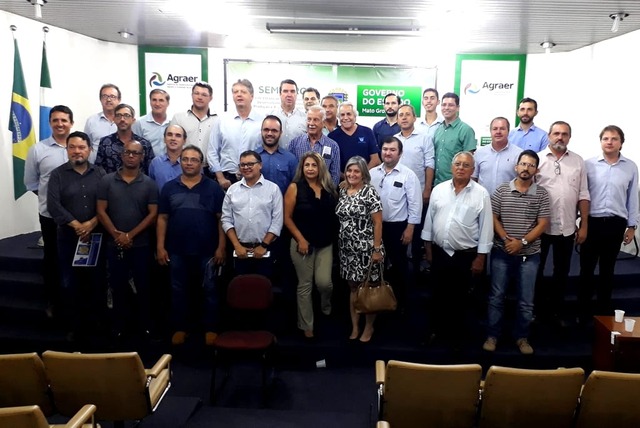 Presidentes das Associações e representantes do Governo MS. Foto: Assessoria.