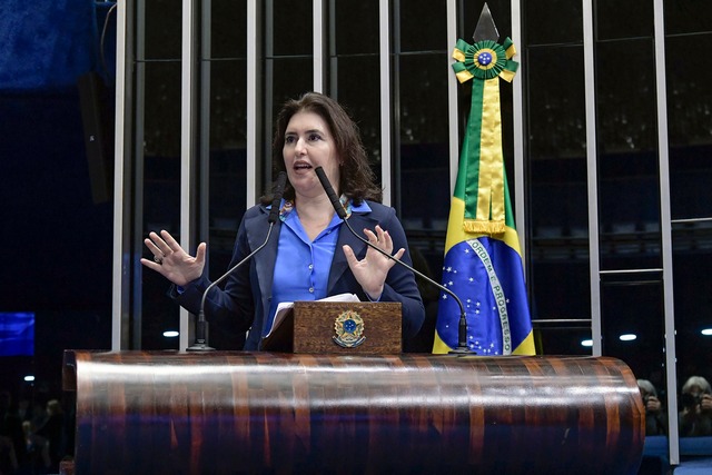 Simone diz que mudança evita 