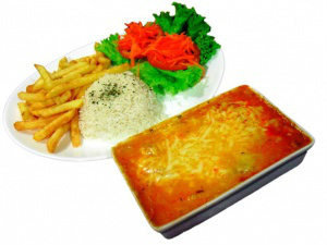 Jet Chicken oferece o prato lasanha de frango no Festival Gastronômico Sabores de Dourados 2014Crédito: Divulgação​