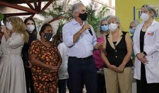 Reinaldo pediu pressa a laboratórios. (Foto: Leonardo de França)