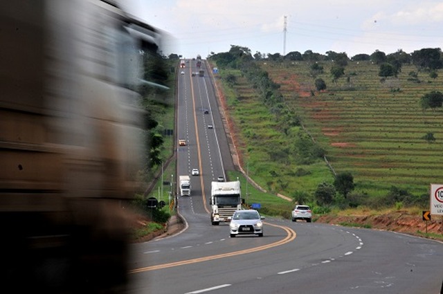 Somente 150 quilômetros dos 847 previstos estão duplicados - Foto: Valdenir Rezende / Correio do Estado