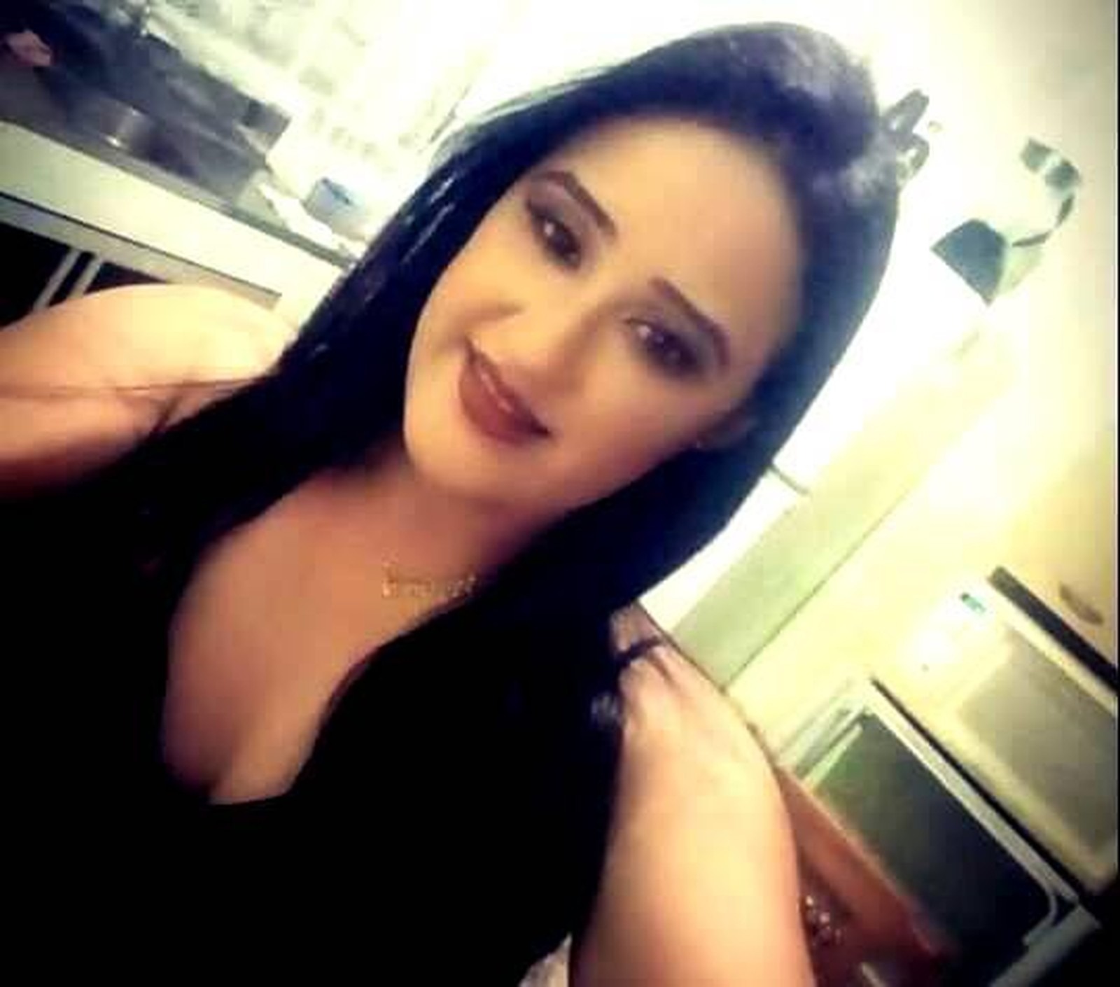 Dayne morreu após marido passar com o carro em cima da cabeça dela, em Eldorado . — Foto: Facebook/Reprodução