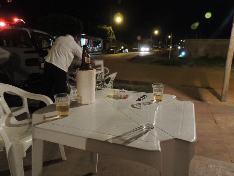 Menores são apreendidos consumindo bebidas alcoólicas em Três Lagoas /Fotos: Rádio Caçula