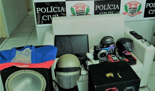 Produtos foram apreendidos pela Polícia Civil, em Dracena (Foto: Polícia Civil/Cedida)