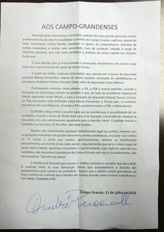 André Puccinelli diz em carta que não se considera 'salvador da pátria' e que libera o PMDB para fazer a melhor escolha (Foto: Divulgação)