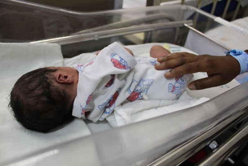 Família abandona criança com vários problemas de saúde em hospital de Dourados (MS). Foto: Reprodução