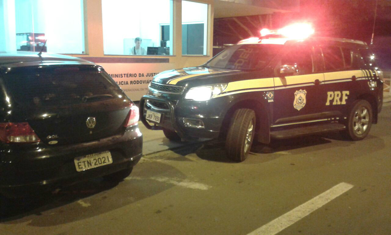 PRF de Três Lagoas/MS recupera veículo dublê furtado em Araraquara/SP. Foto: Assessoria PRF.