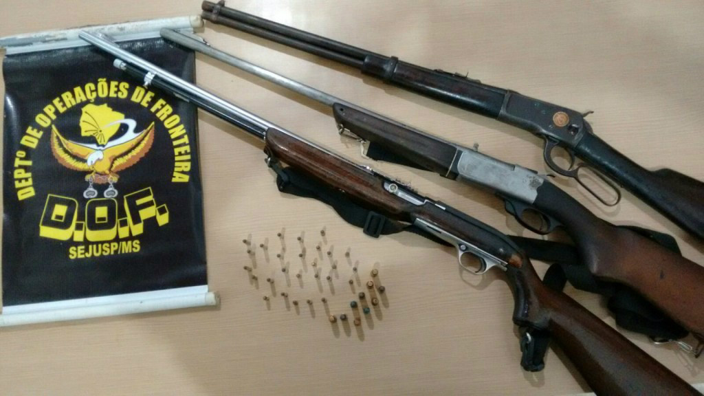 Armas apreendidas pelo DOF durante patrulhamento na região de Rio Brilhante
