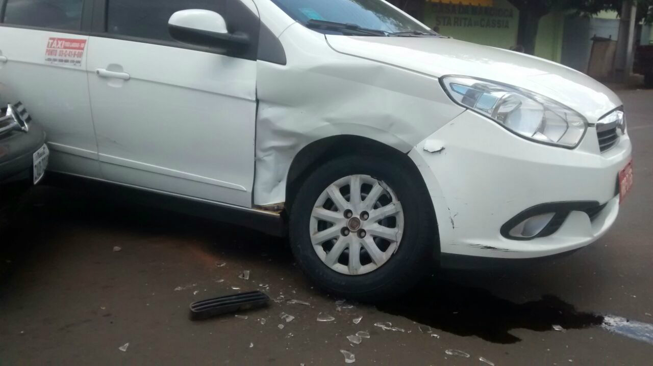 Prejuízos ao taxista (Foto Rádio Caçula)