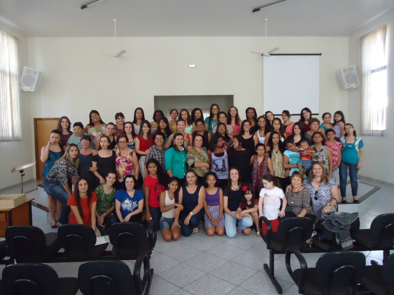 45 pessoas se reuniram para o encontro e saíram de Três Lagoas rumo a Araçatuba- SP