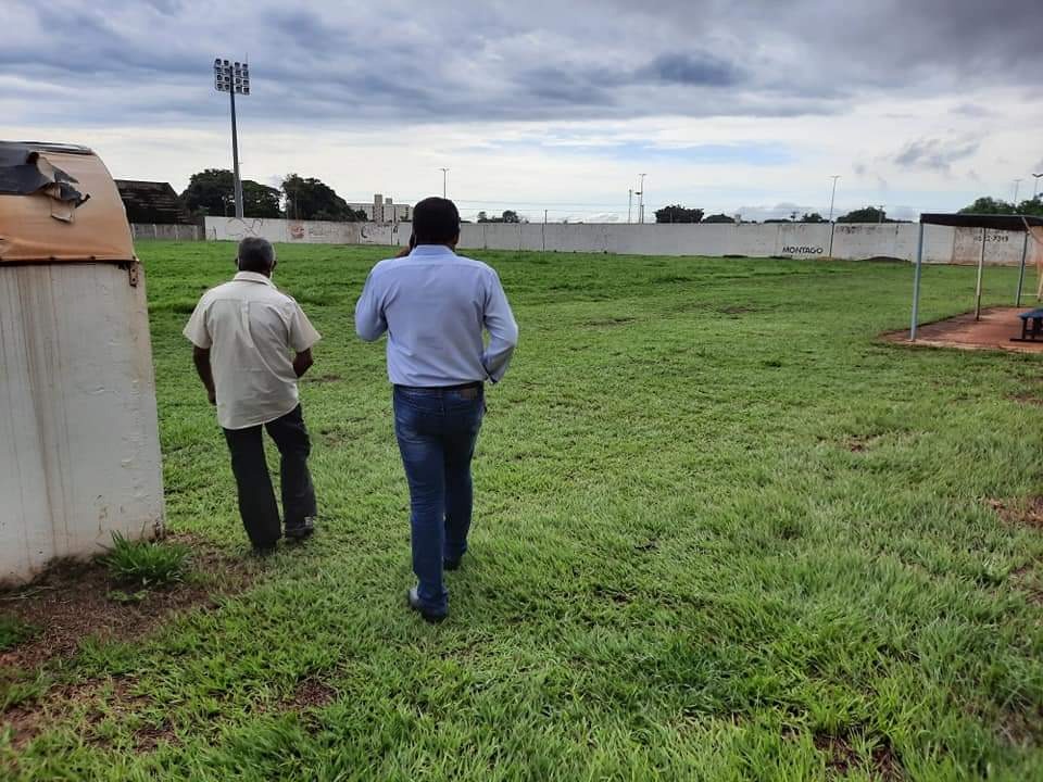 O secretário da pasta, Rialino Medeiros em visita ao Madrugadão