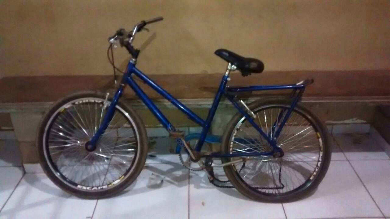 Bicicleta apreendida (Foto Rádio Caçula)