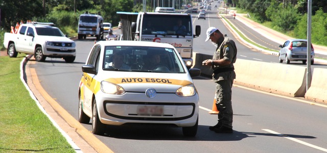 Carros foram fiscalizados em Campo Grande - Foto: Foto: Divulgação