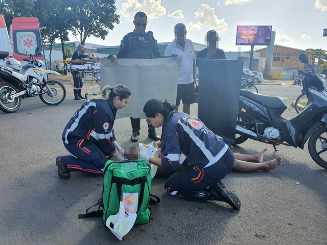 Ao desviar de uma bicicleta, motorista colide em moto em Três Lagoas. Foto: Rádio Caçula