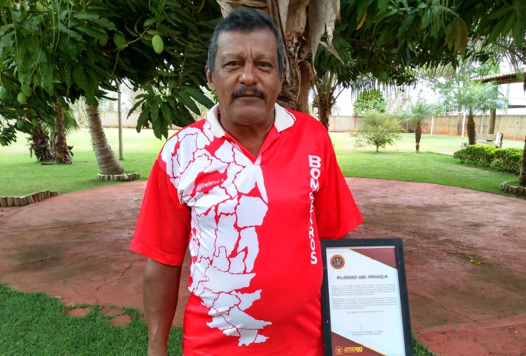 Mais conhecido como Pelé, Barrios entrou para a reserva remunerada no início deste ano, quando recebeu uma homenagem do 5º Grupamento de Bombeiros Militar – Foto: Divulgação / 5ºGBM