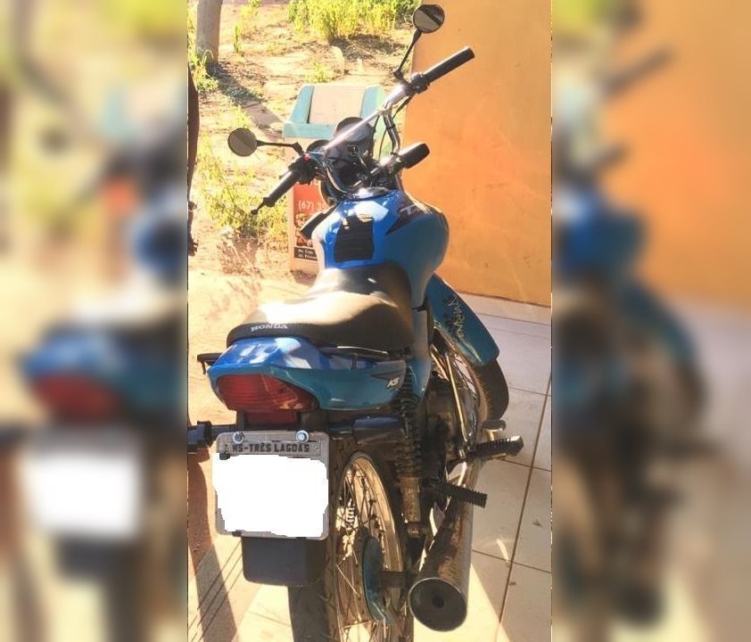 Moto adulterada apreendida pela PM durante patrulhamento preventivo. Foto: 2º BPM.