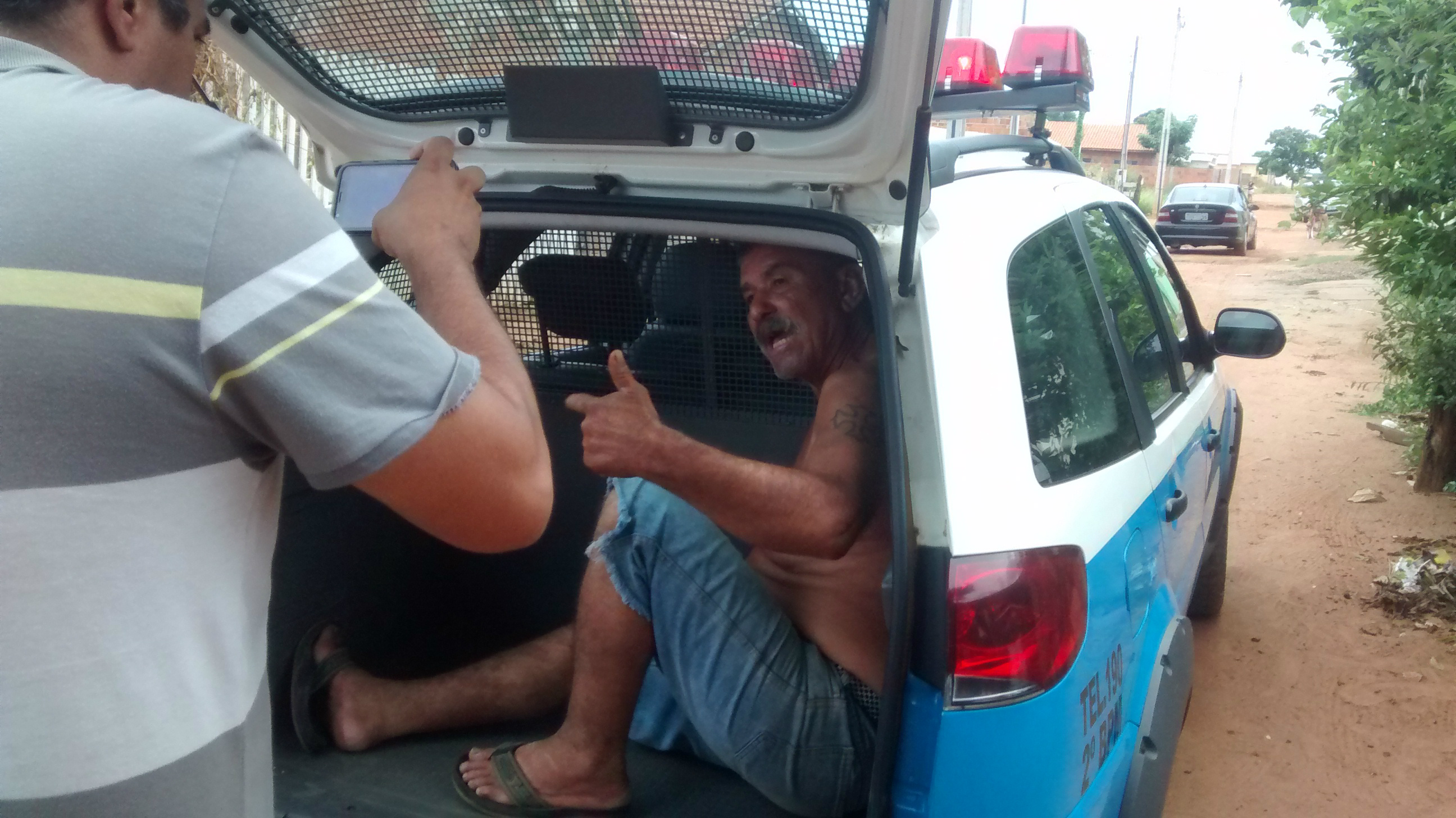 Contra Antônio, já pesava uma Medida Protetiva, prevista na Lei Maria da Penha, onde o agressor deve manter-se, no mínimo a 300 metros longe da mulher.Foto: Rádio Caçula.