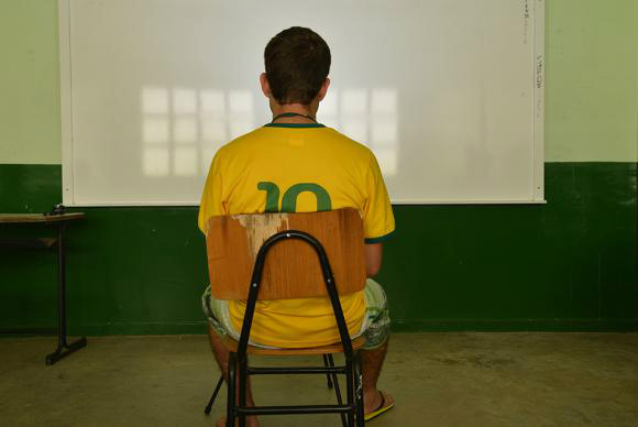 A escola permitirá ao jovem em conflito com a lei a garantia de acesso a políticas públicas, entre elas, a educaçãoMarcello Casal Jr/Agência Brasil