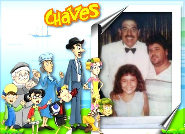 Juliana e seu pai acompanhados do ator Rubén Aguirre Fuentes, que interpretou o Professor Girafales em Chaves. (Foto: Divulgação). 