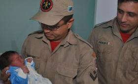 Foto: Robertinho/Maracaju SpeedBombeiros puderam segurar bebê nesta terça-feira