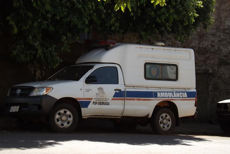 Vereador Oziel questionou também sobre uma ambulância parada há mais de 30 dias 