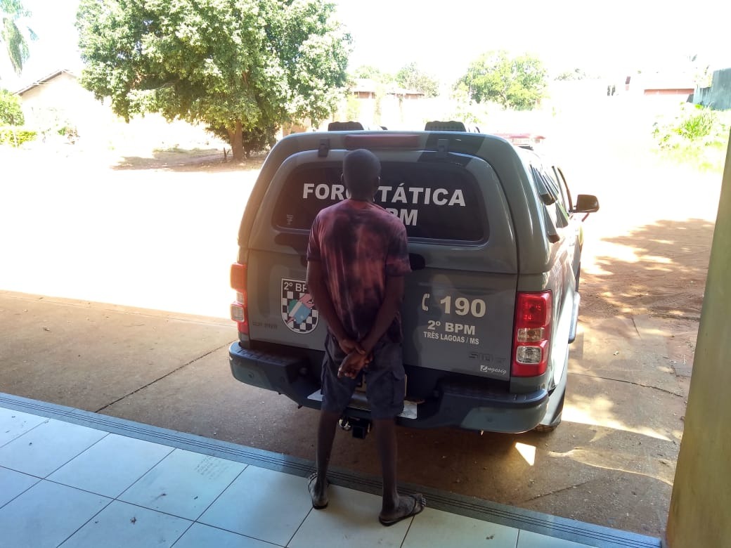 Sujeito conhecido pela alcunha de 