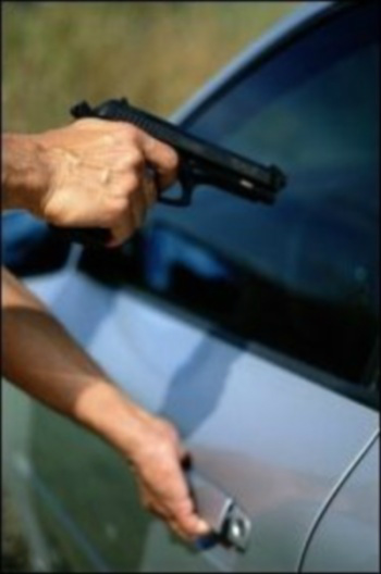 Bandidos levaram dois carros na Capital. Foto; Divulgação